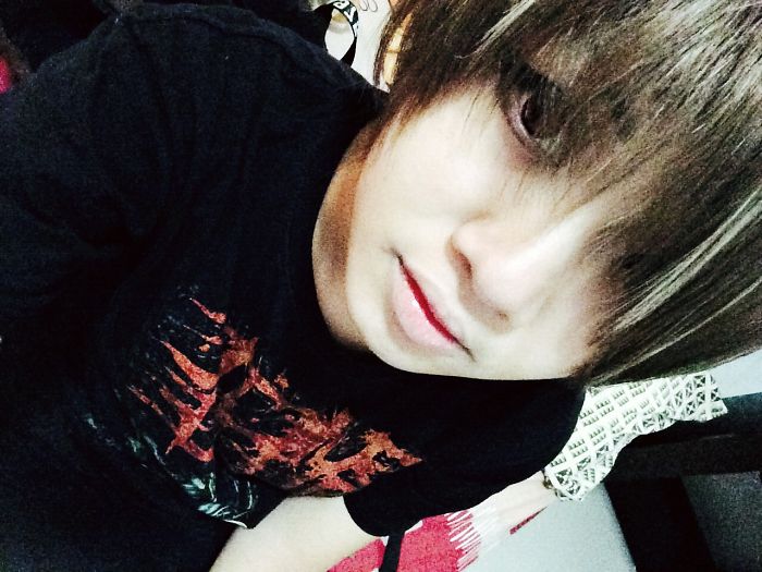 Well .2009 Was Emo Phase Regretfully . Now A Makeup Artist And University Student Of English Literature