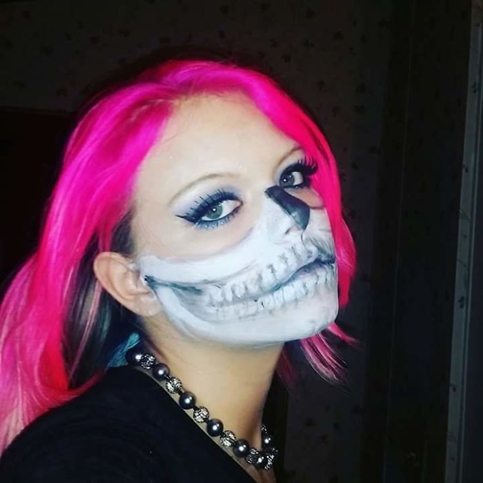 Was Never Emo But Do Love Doing Creative Looks U Don't Have To Be Emo To Love Black, To Wear Alot Of Eyeliner, Listen To Rock And Have Colorful Hair In My Opinion It Just Means You're Unique