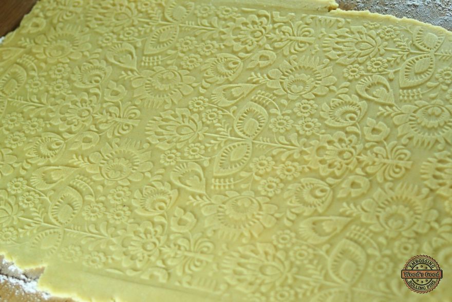 Engraved And Embossed Rolling Pins With Any Pattern