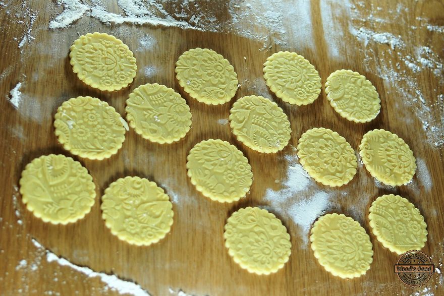 Engraved And Embossed Rolling Pins With Any Pattern