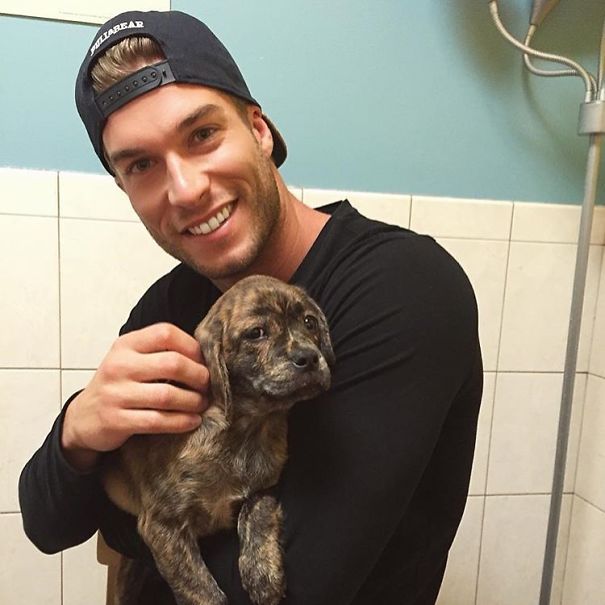 "hot Dudes With Dogs" Instagram Is The Ultimate Internet Eye Candy