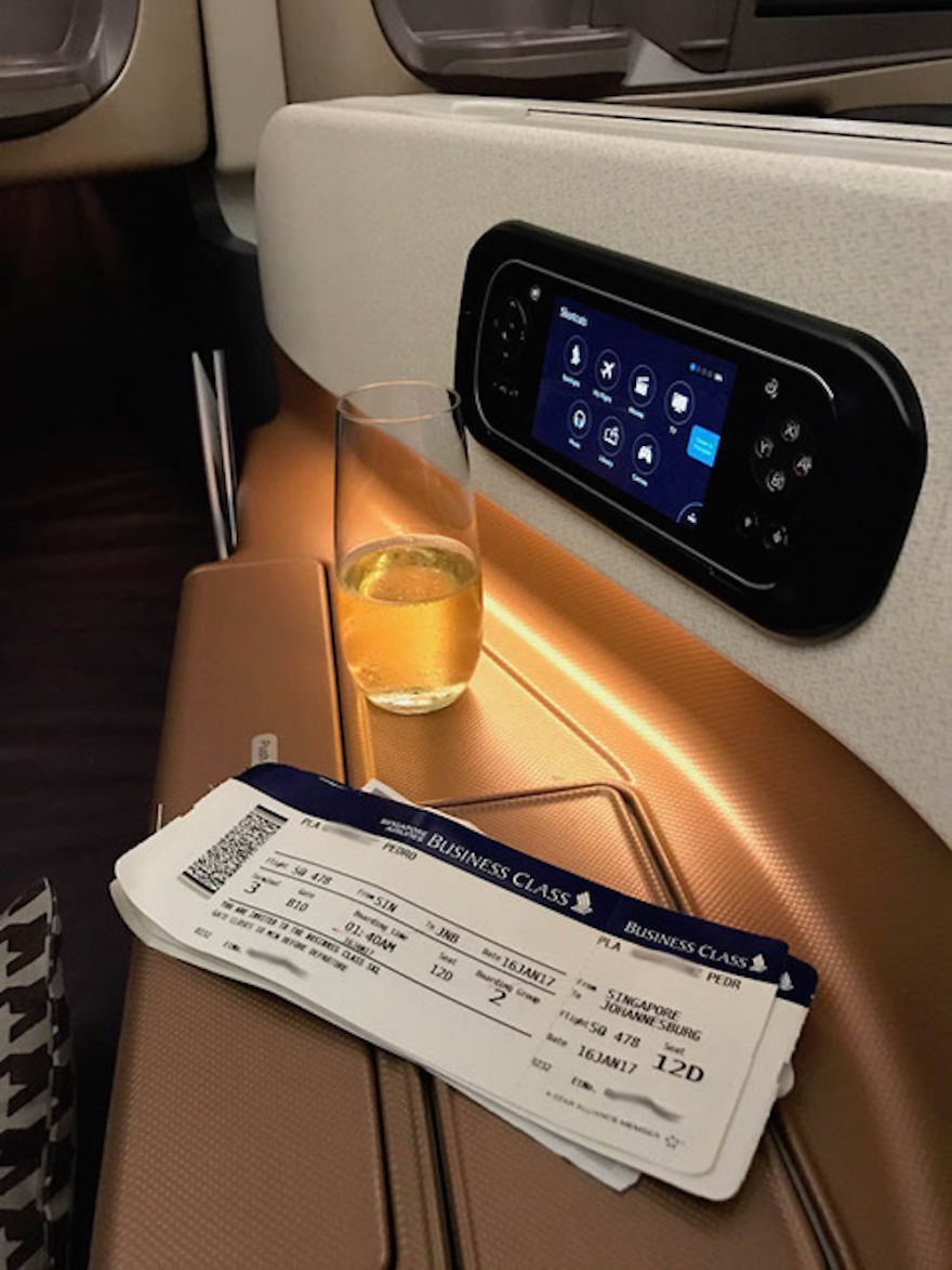 How My Family Of 4 Travel Around The World For Free On Biz Class Tickets Worth $54,000!