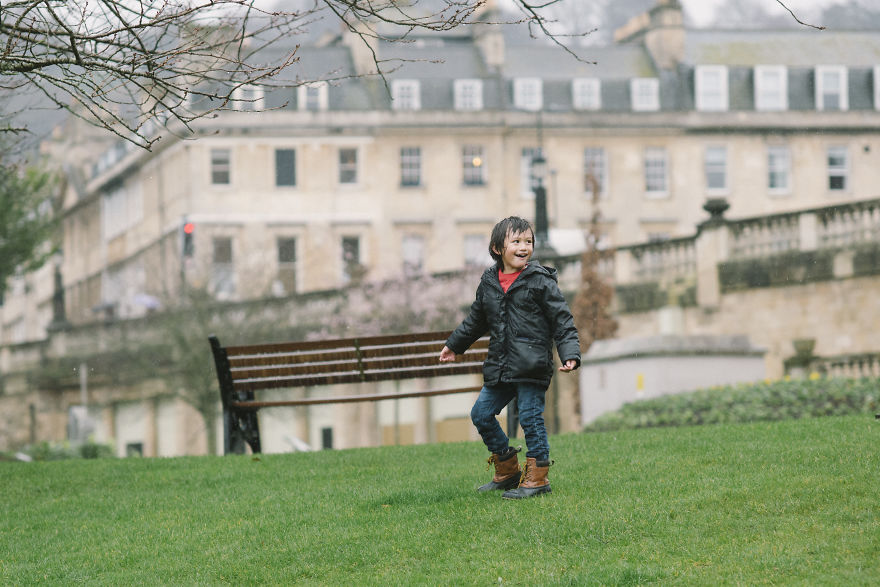 How My Family Of 4 Travel Around The World For Free On Biz Class Tickets Worth $54,000!