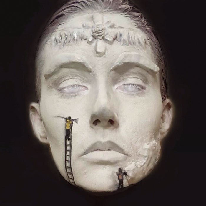 I Spend 10-20 Hours At A Time Turning Myself Into Different Characters