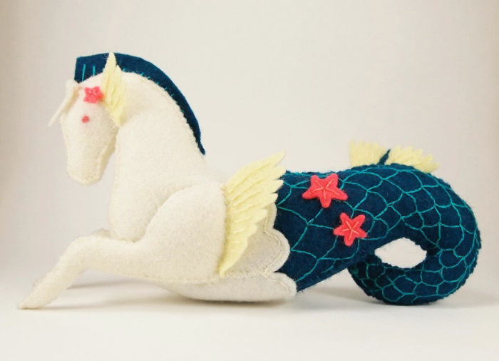 I Create One-of-a-kind Animals Out Of Wool Felt