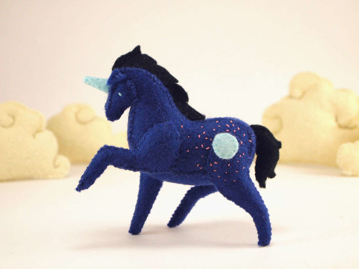 I Create One-of-a-kind Animals Out Of Wool Felt