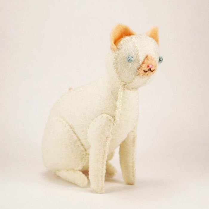 I Create One-of-a-kind Animals Out Of Wool Felt