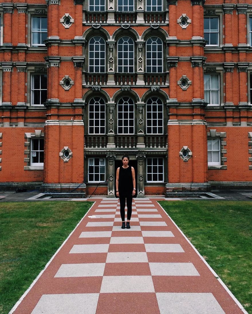 Point 12 // Egham // Uk