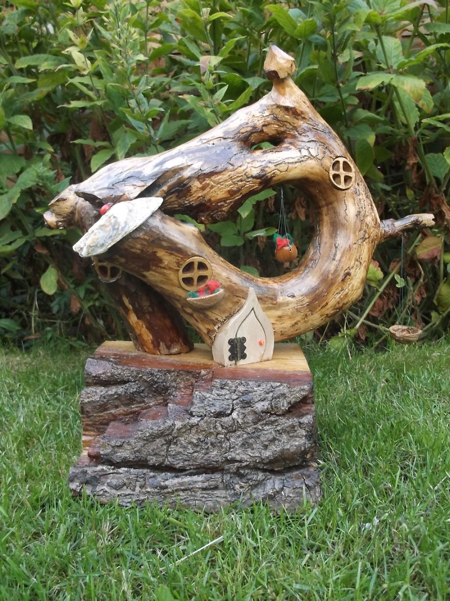 I Keep Finding Nice Pieces Of Wood In The Park, So I Decided To Recycle Them For Something Magical I Keep Finding Nice Pieces Of Wood In The Park, So I Decided To Recycle Them For Something Magical