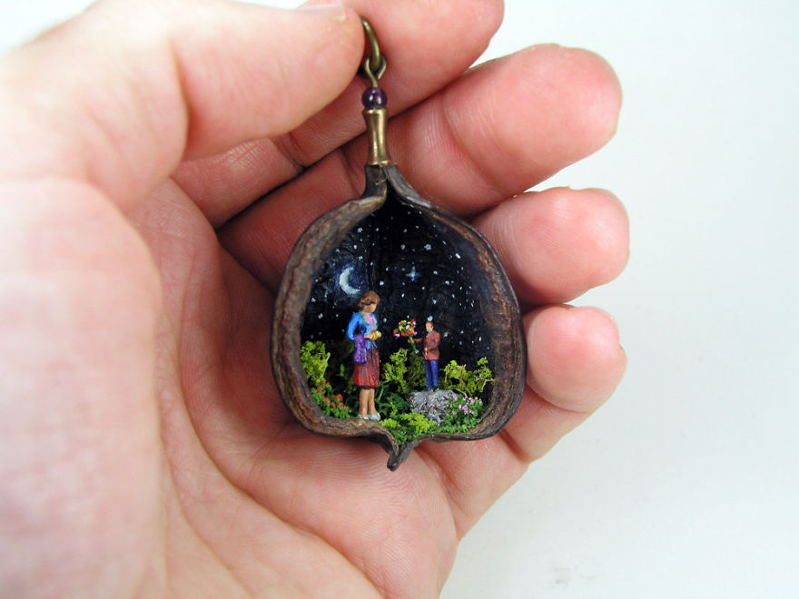 I Make Entire Miniature Worlds Inside Pieces Of Jewelry