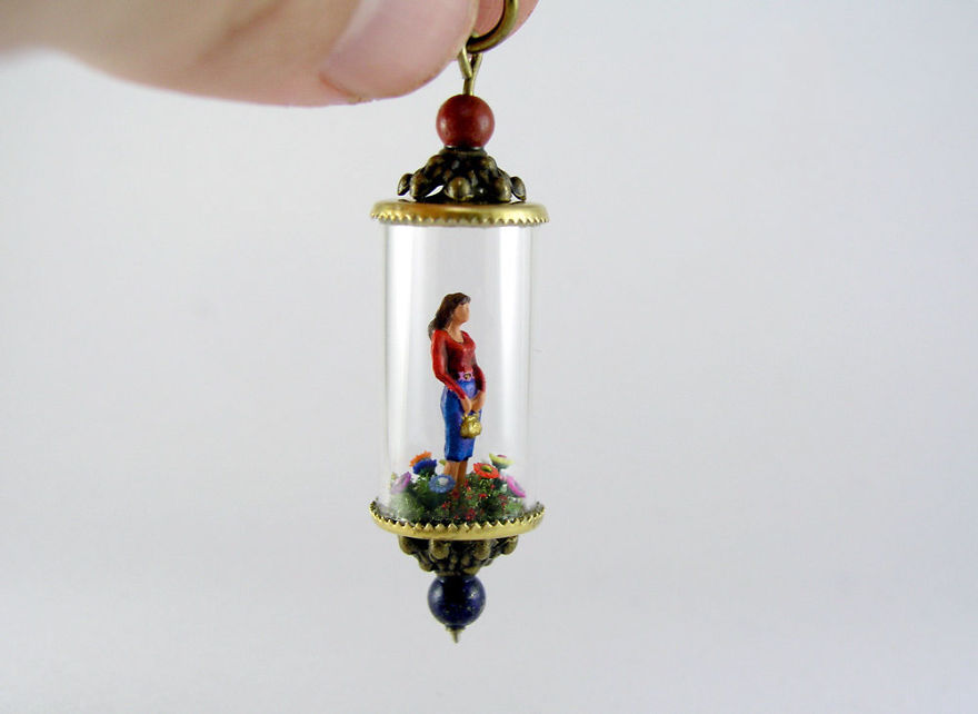 I Make Entire Miniature Worlds Inside Pieces Of Jewelry
