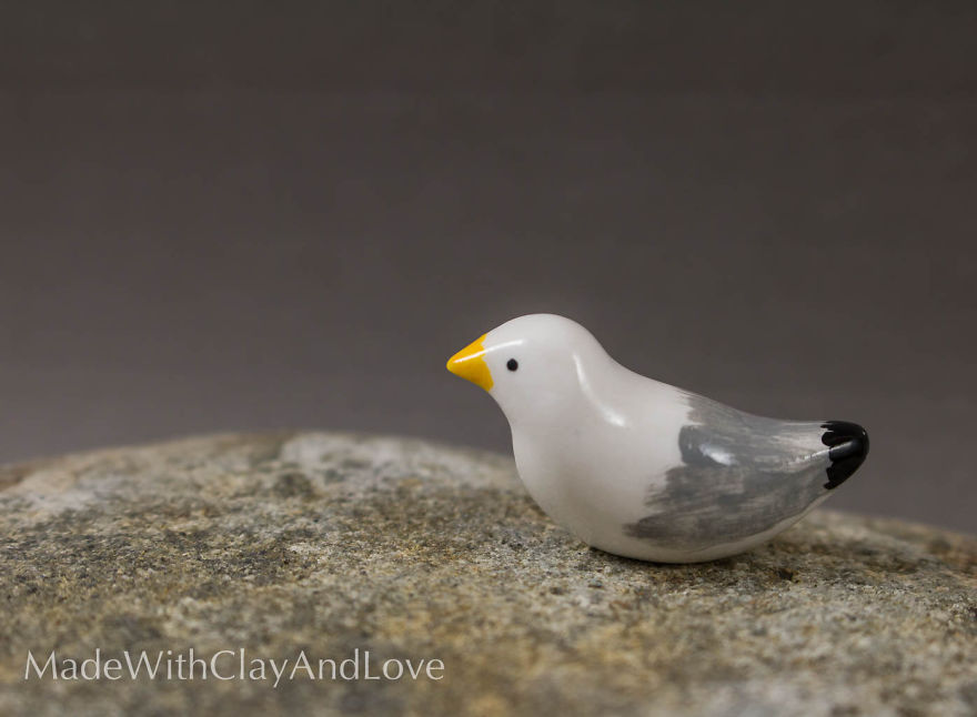 I Make Miniature Minimalist Ceramic Animals With A Touch Of Whimsy And Individual Personalities