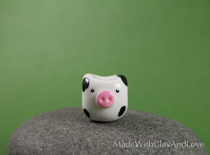 I Make Miniature Minimalist Ceramic Animals With A Touch Of Whimsy And Individual Personalities