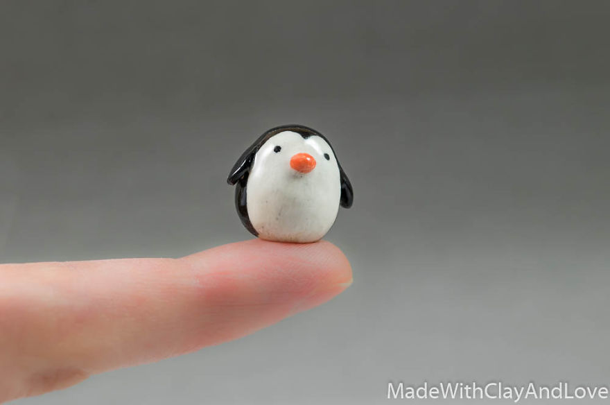 I Make Miniature Minimalist Ceramic Animals With A Touch Of Whimsy And Individual Personalities