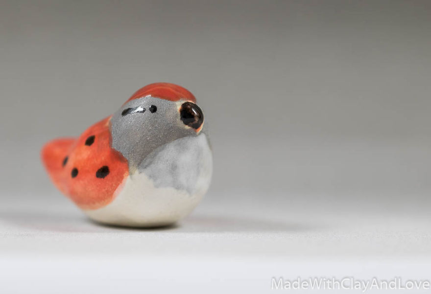 I Make Miniature Minimalist Ceramic Animals With A Touch Of Whimsy And Individual Personalities