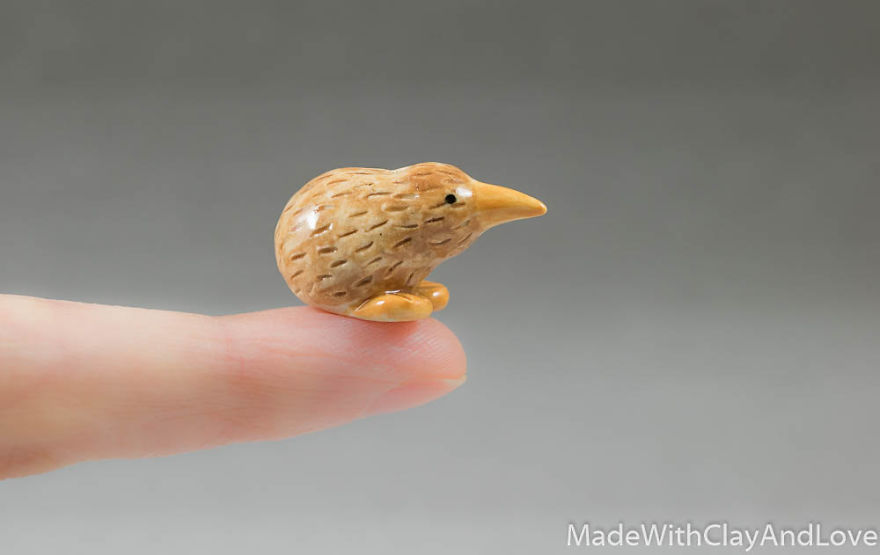 I Make Miniature Minimalist Ceramic Animals With A Touch Of Whimsy And Individual Personalities