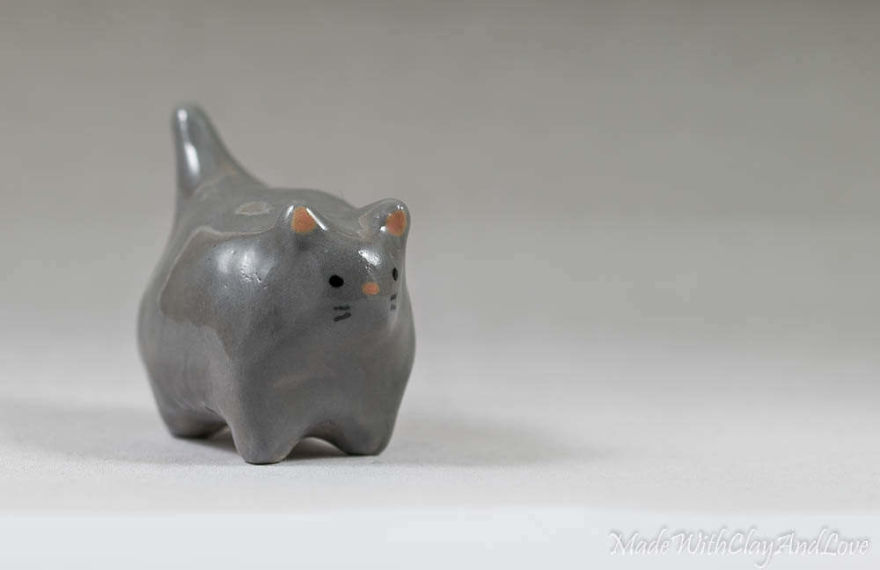 I Make Miniature Minimalist Ceramic Animals With A Touch Of Whimsy And Individual Personalities