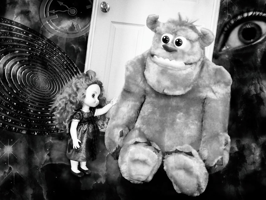 I Photographed Disney's Princess Dolls, Just To Have Some Fun