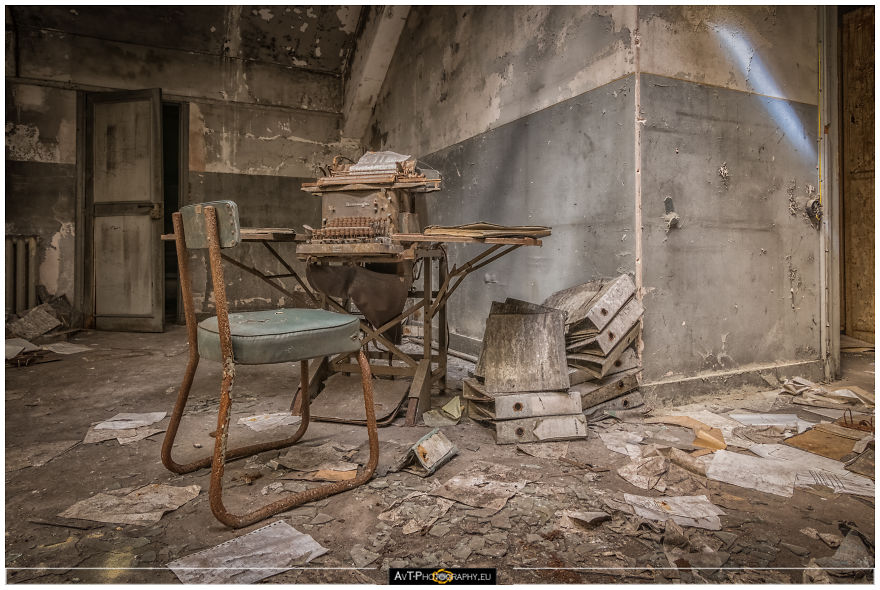 Old Administration Office Out Of Office