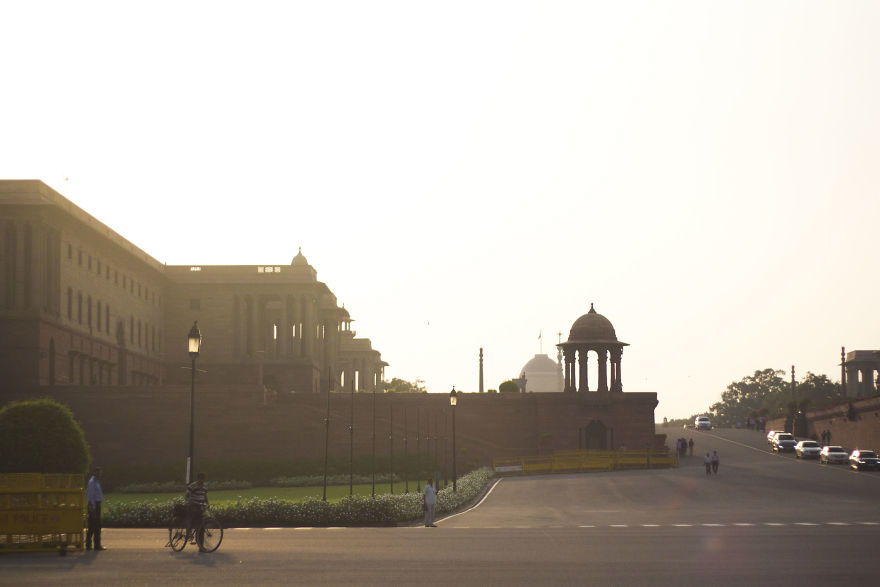 Photographer Took A "Tourist Eye View" Across India - And The Result Was Amazing.