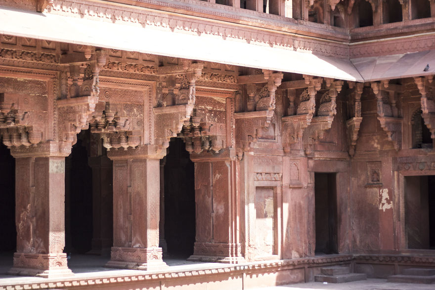 Photographer Took A "Tourist Eye View" Across India - And The Result Was Amazing.