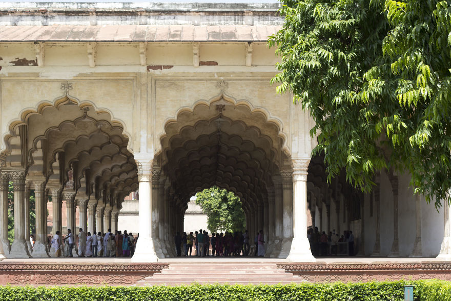 Photographer Took A "Tourist Eye View" Across India - And The Result Was Amazing.