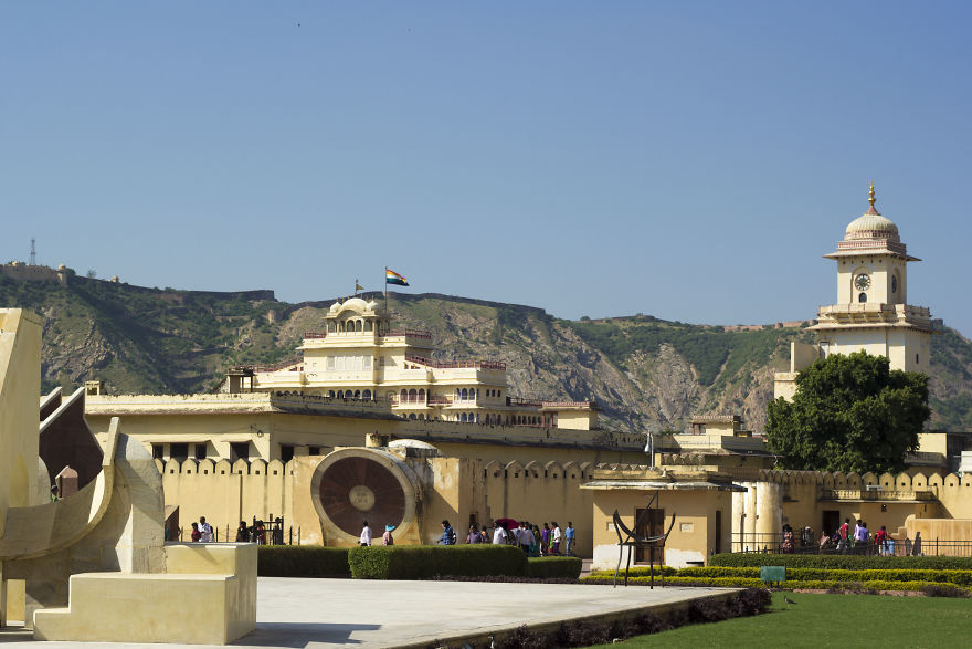 Photographer Took A "Tourist Eye View" Across India - And The Result Was Amazing.