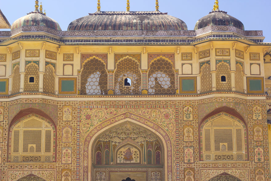 Photographer Took A "Tourist Eye View" Across India - And The Result Was Amazing.