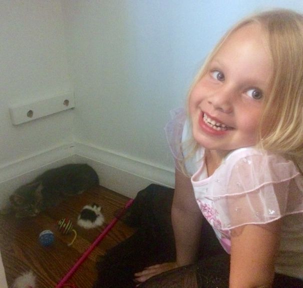 My 5yo Meeting Her New Kitten Merlin For The First Time (they Are Inseparable Now)