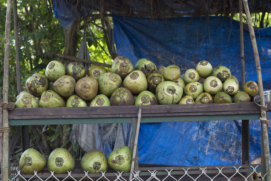 Photographer Took A "Tourist Eye View" Across India - And The Result Was Amazing.