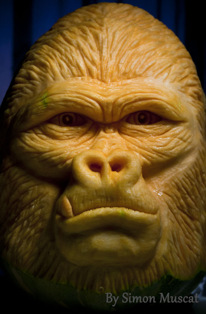 Carvings From Fruit And Vegetables