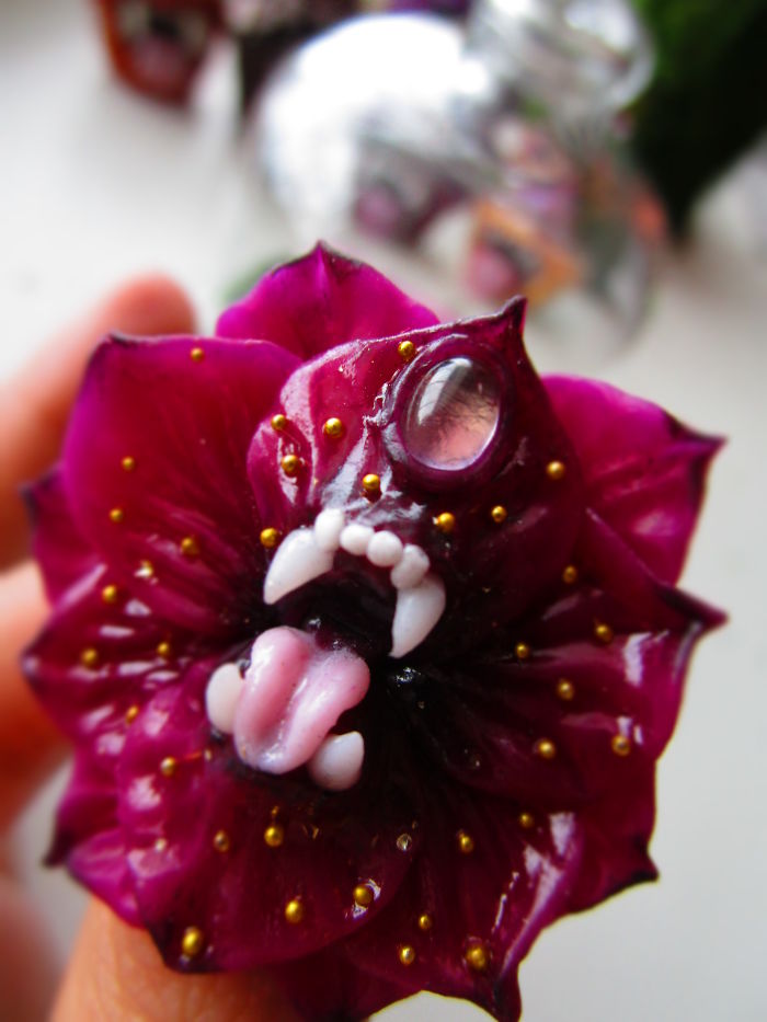 I Make Delicate Carnivorous Flowers (carnifloras Or Fleeth) Using Polymer Clay And Natural Gems