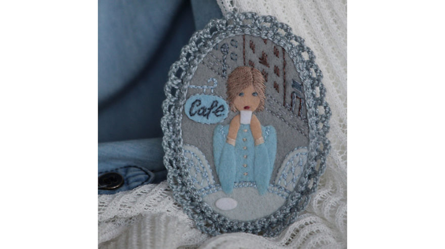 Light Of Sweet Windows: Comfy Brooches By Svetlana Semenova Light Of Sweet Windows: Comfy Brooches By Svetlana Semenova