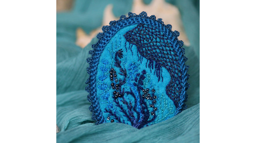 Light Of Sweet Windows: Comfy Brooches By Svetlana Semenova Light Of Sweet Windows: Comfy Brooches By Svetlana Semenova