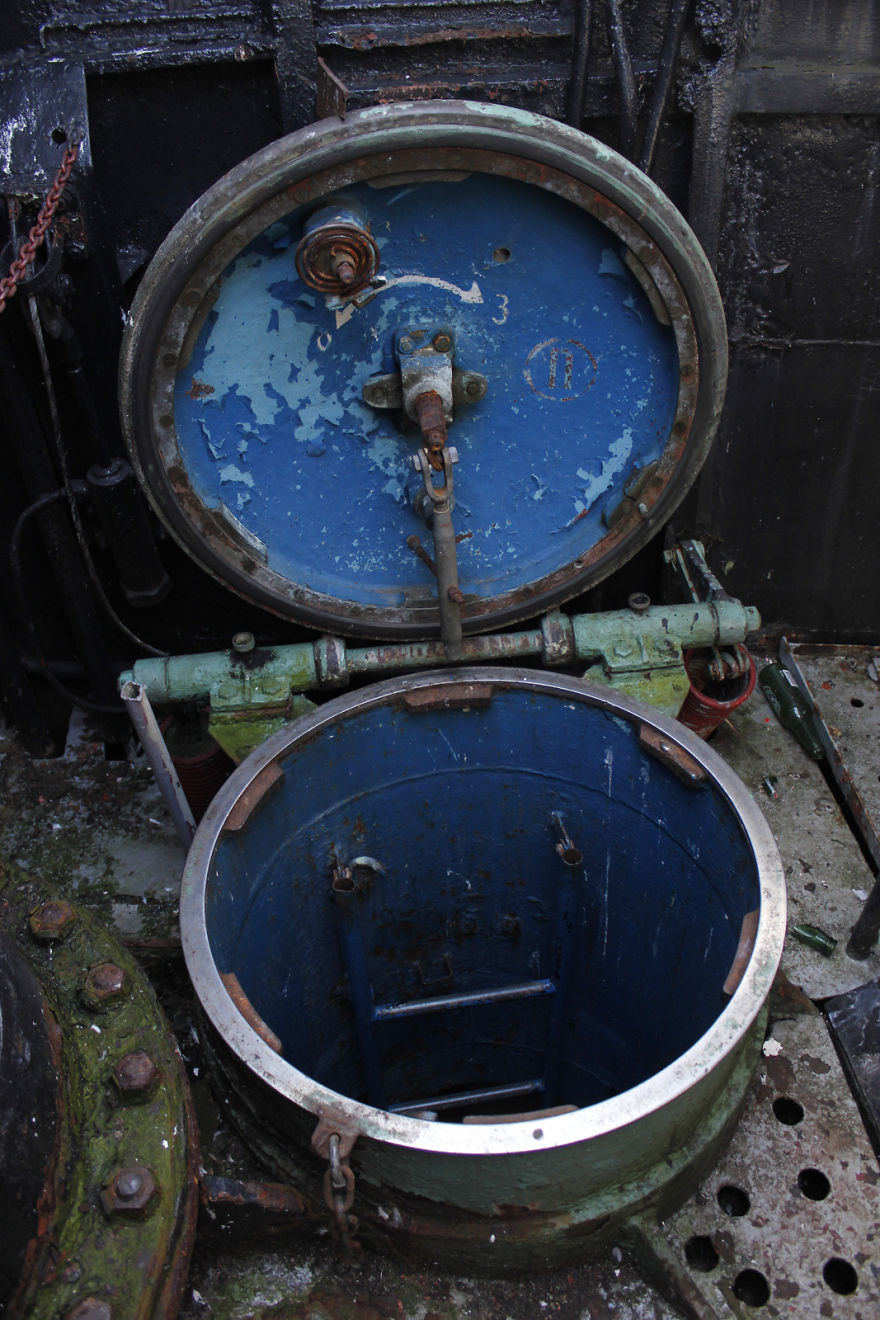 Inside Old Soviet Submarine In Amsterdam