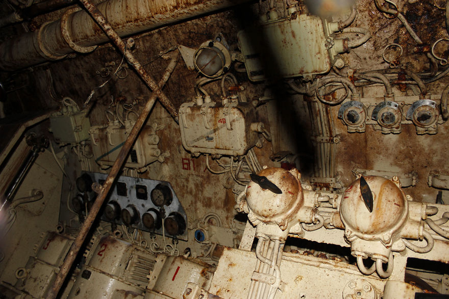 Inside Old Soviet Submarine In Amsterdam