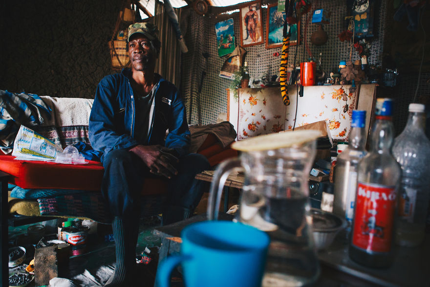 Matumaini: The Daily Lives Of African Luó Tribe