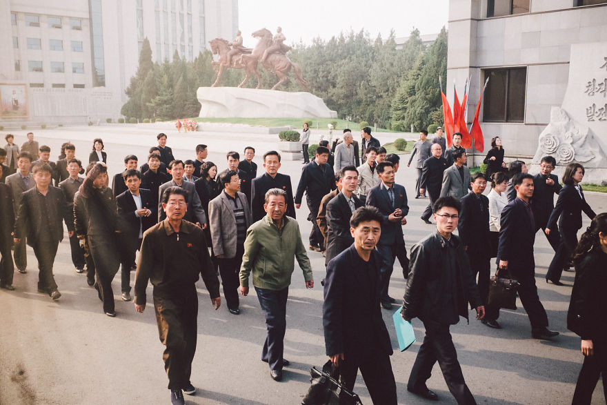 I'm A Freelance Photographer That Went To North Korea. Here's What I Saw