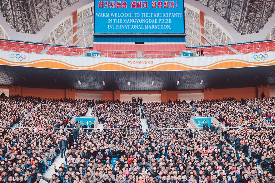 I'm A Freelance Photographer That Went To North Korea. Here's What I Saw