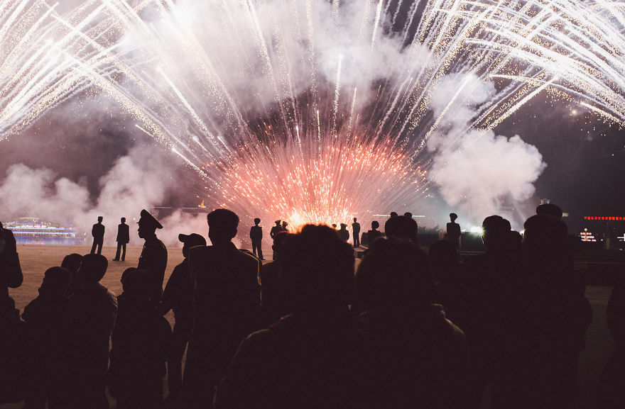 I'm A Freelance Photographer That Went To North Korea. Here's What I Saw