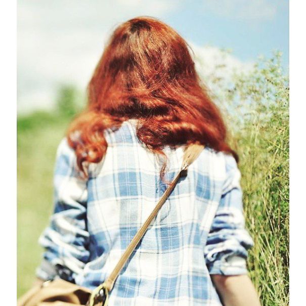 I Turn My Back To The Camera When I See Something Beautiful