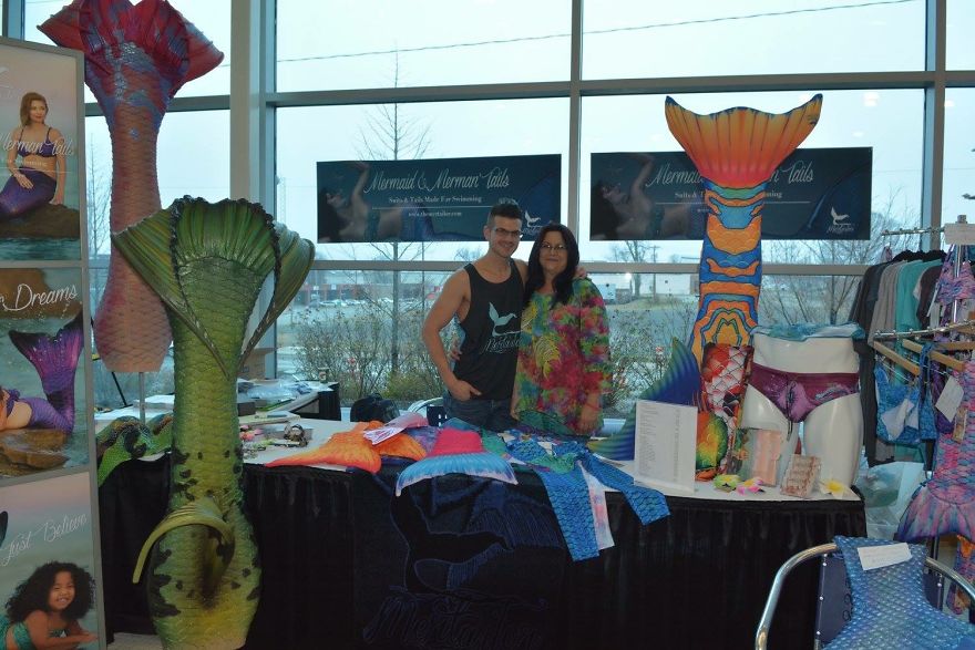 Over 300 People Gather To An International Mermaid Convention Over 300 People Gather To An International Mermaid Convention