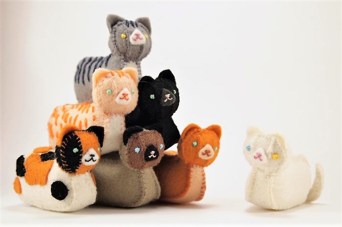I Create One-of-a-kind Animals Out Of Wool Felt