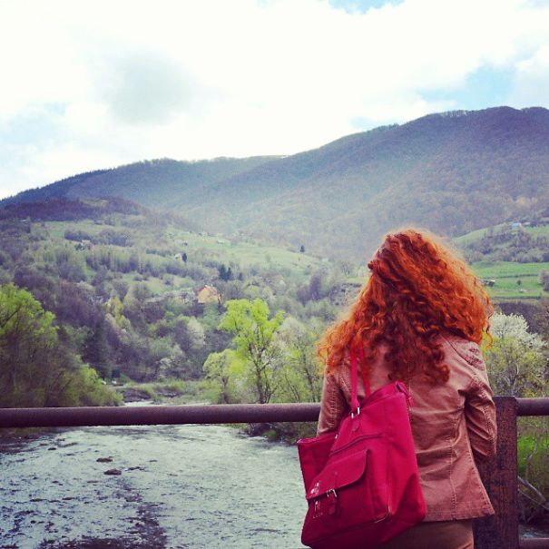 I Turn My Back To The Camera When I See Something Beautiful I Turn My Back To The Camera When I See Something Beautiful