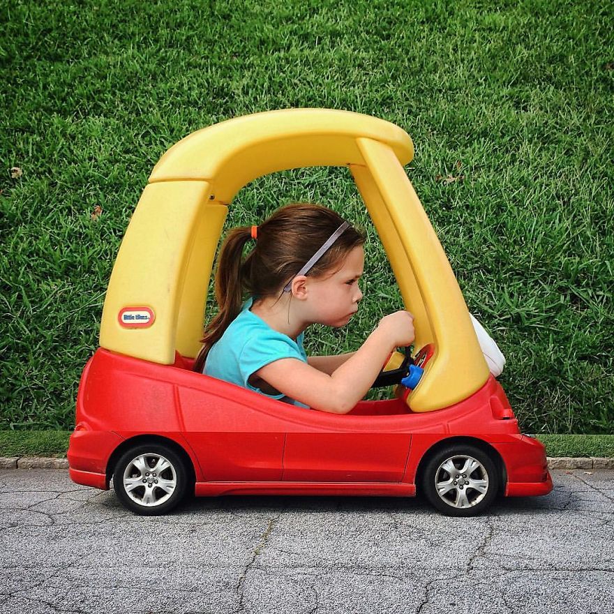 Photographer Mashes Photos Together For Hilarious Results (new Pics)