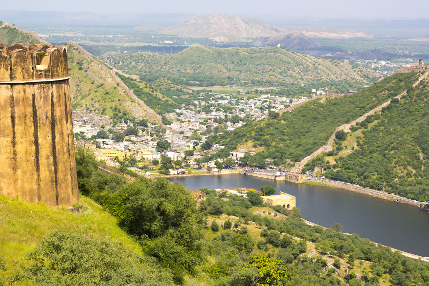 Photographer Took A "Tourist Eye View" Across India - And The Result Was Amazing.