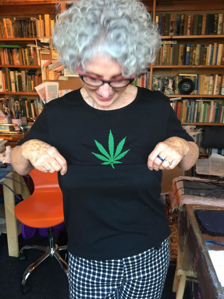 Mom's Been Thinking It's A Pineapple All This Time