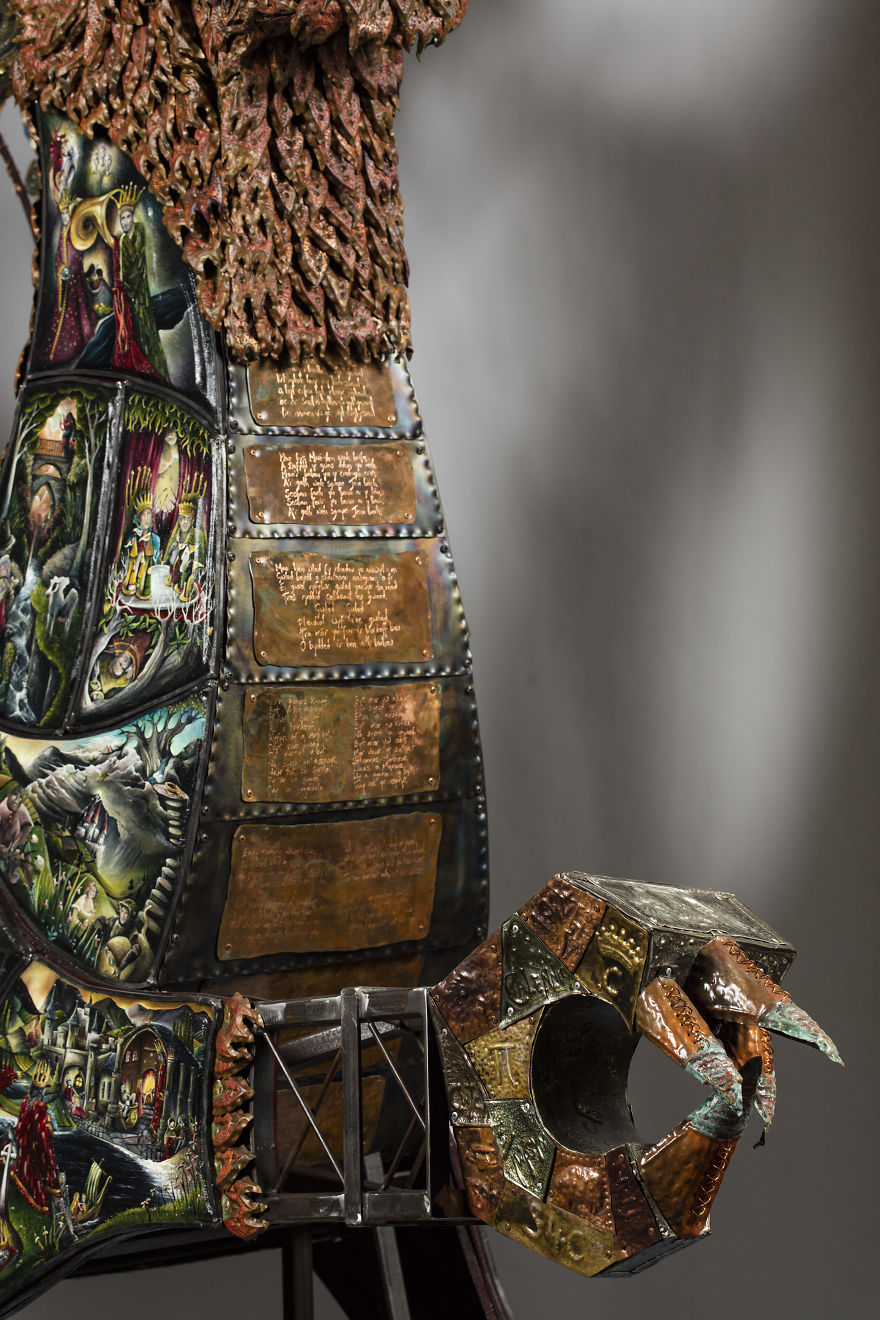 It Took Me 22 Months To Make A Stunning 2.8 Metre High Monument