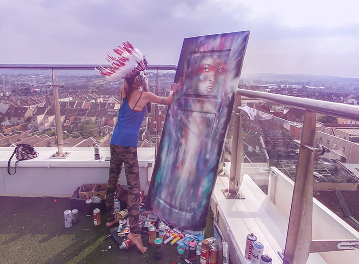 Time-Lapse Of Painting On A Rooftop By Annika Pixie