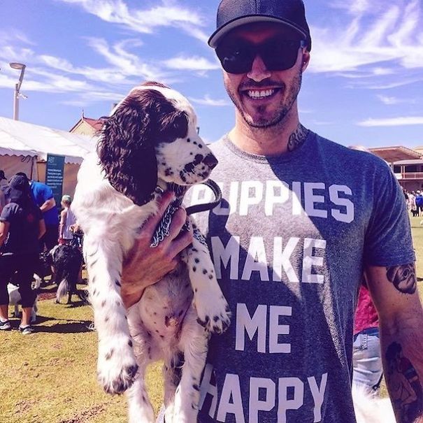 "hot Dudes With Dogs" Instagram Is The Ultimate Internet Eye Candy